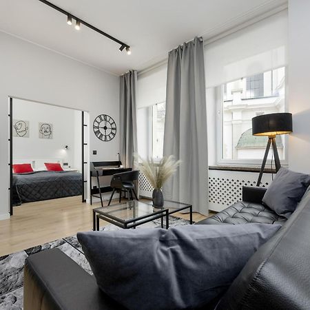 Exclusive Grey And Red Apartment In Warsaw Center By Noclegi Renters Exteriör bild